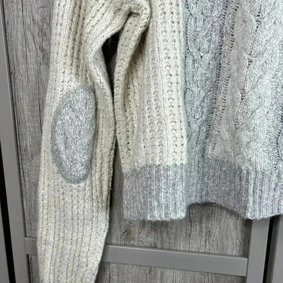 Sleeping On Snow Sweater Medium Cable Knit Elbow Patch Cream and Gray M - Picture 9 of 9